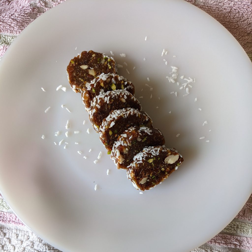 easy-date-log-roll-almond-pistachio-walnut-coconut-roll-recipe