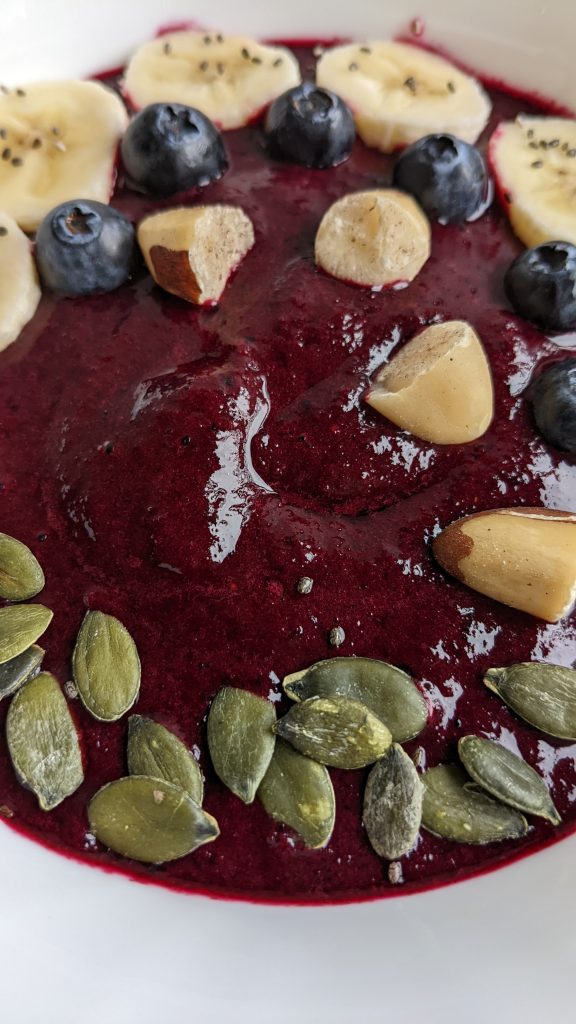 beetroot-banana-blueberry-amla-powder-smoothie-with-brazil-nuts-chia-seeds-pumpkin-seeds-breakfast-bowls-smoothie-bowls-weight-loss-bowls-recipes-vegan-vegetarian-recipes-healthy-food