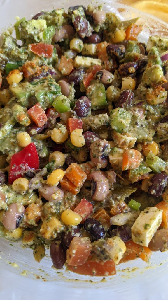 viral-cowboy-caviar-recipe-healthy-vegetarian-salad-recipe-with-tortilla-chips-sunflower-seed-and-pumpkin-seed-recipe-healthy-snack-recipes-weight-loss-snack-recipes