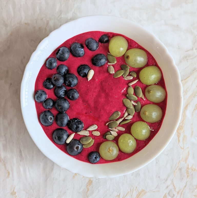 Pink Smoothie – Beetroot, Banana and Kiwi Fruit Smoothie Bowl – Healthy Easy and Quick Breakfast Recipes