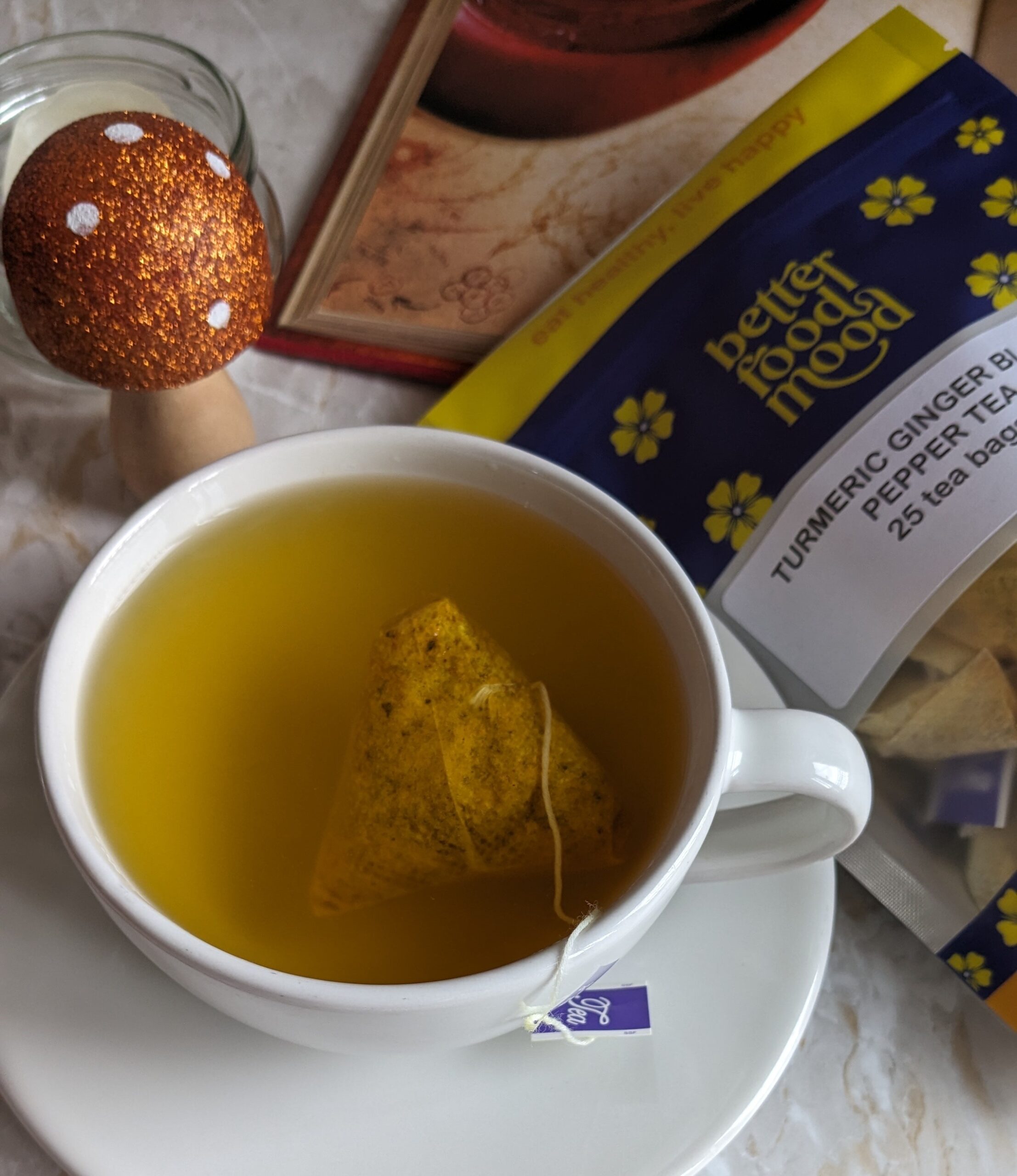 ginger and turmeric tea