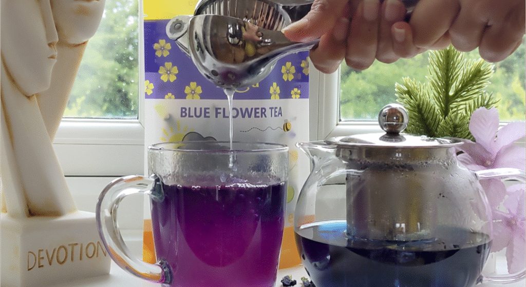colour-changing herbal tea